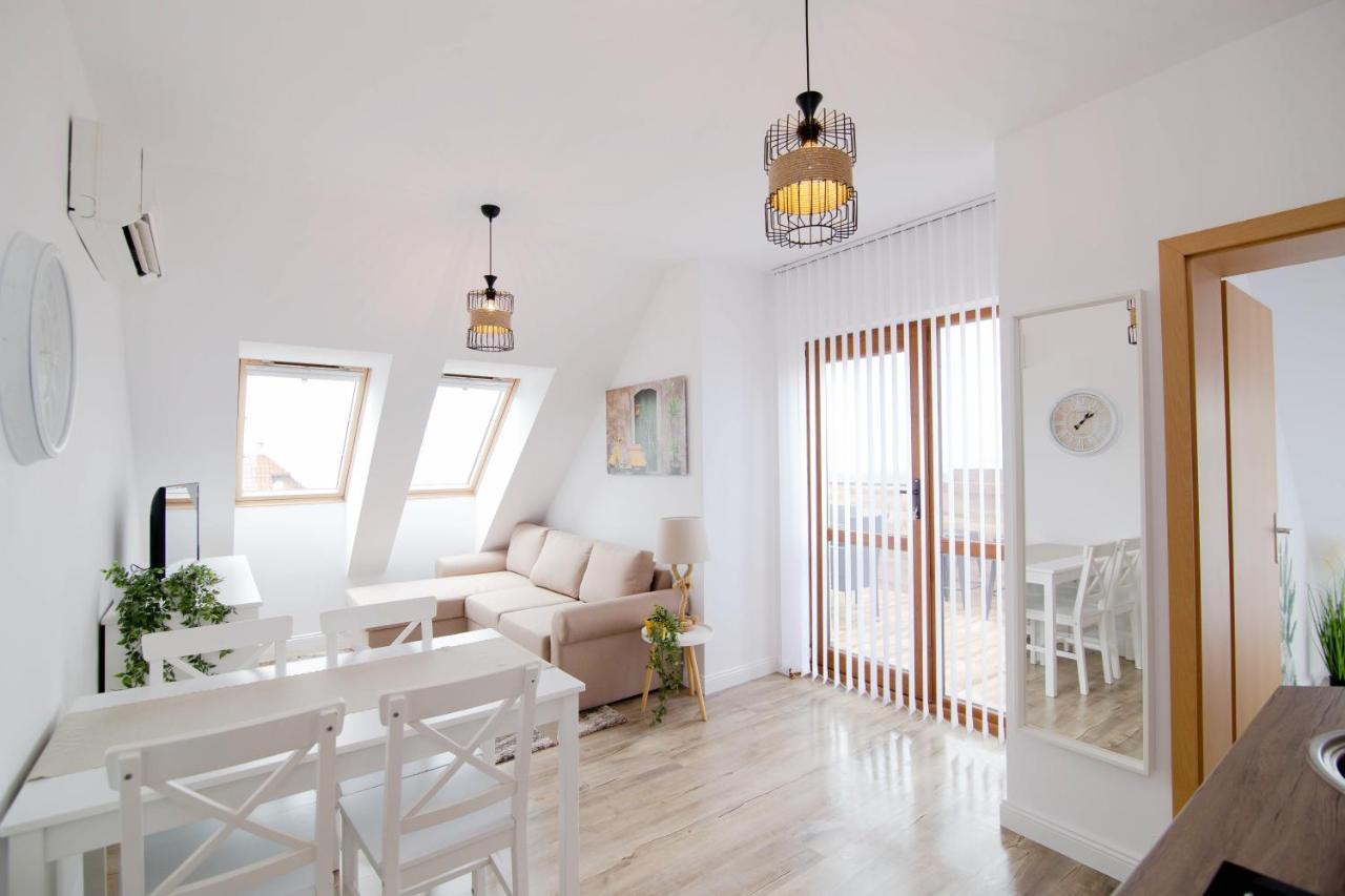 Four Seasons Apartment - Oasis Beach Resort Bliznatsi Dış mekan fotoğraf