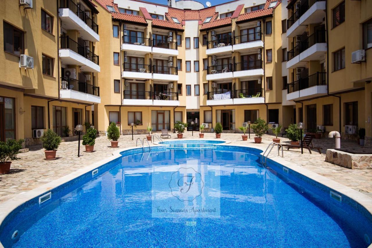 Four Seasons Apartment - Oasis Beach Resort Bliznatsi Dış mekan fotoğraf